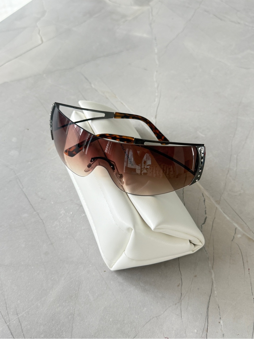 Y2K rhinestone tortoise shell sunglasses